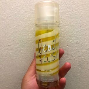 Mini set VS and Bath and body works.